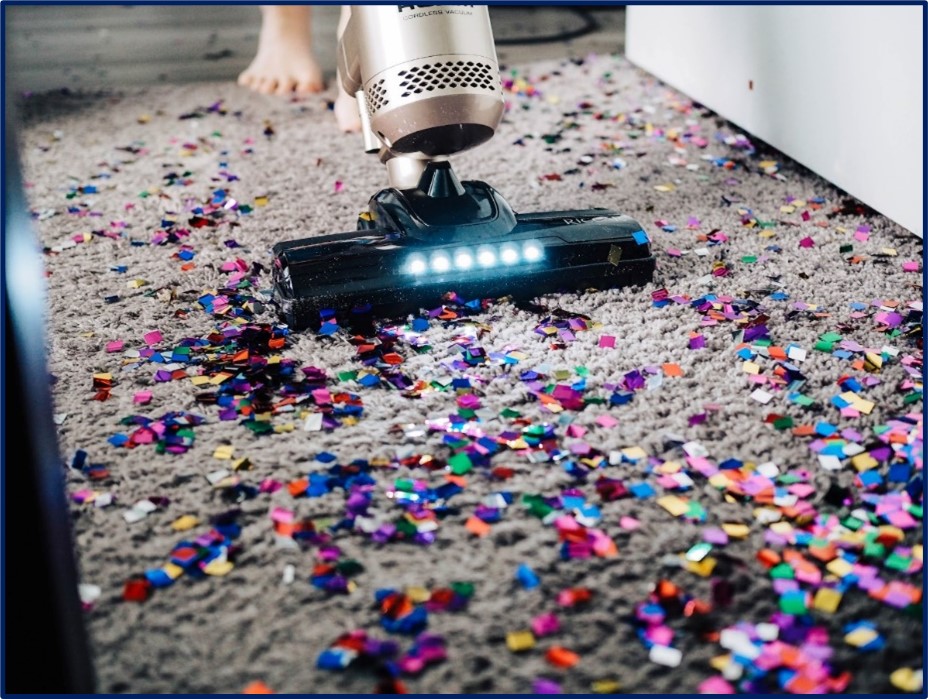 Batteries for cordless cleaners